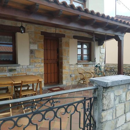 Casa Riola San Martin del Rey Aurelio Exterior foto